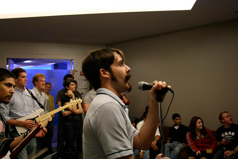 Illustration for article titled Chicago Gizmodo Party, In Photos